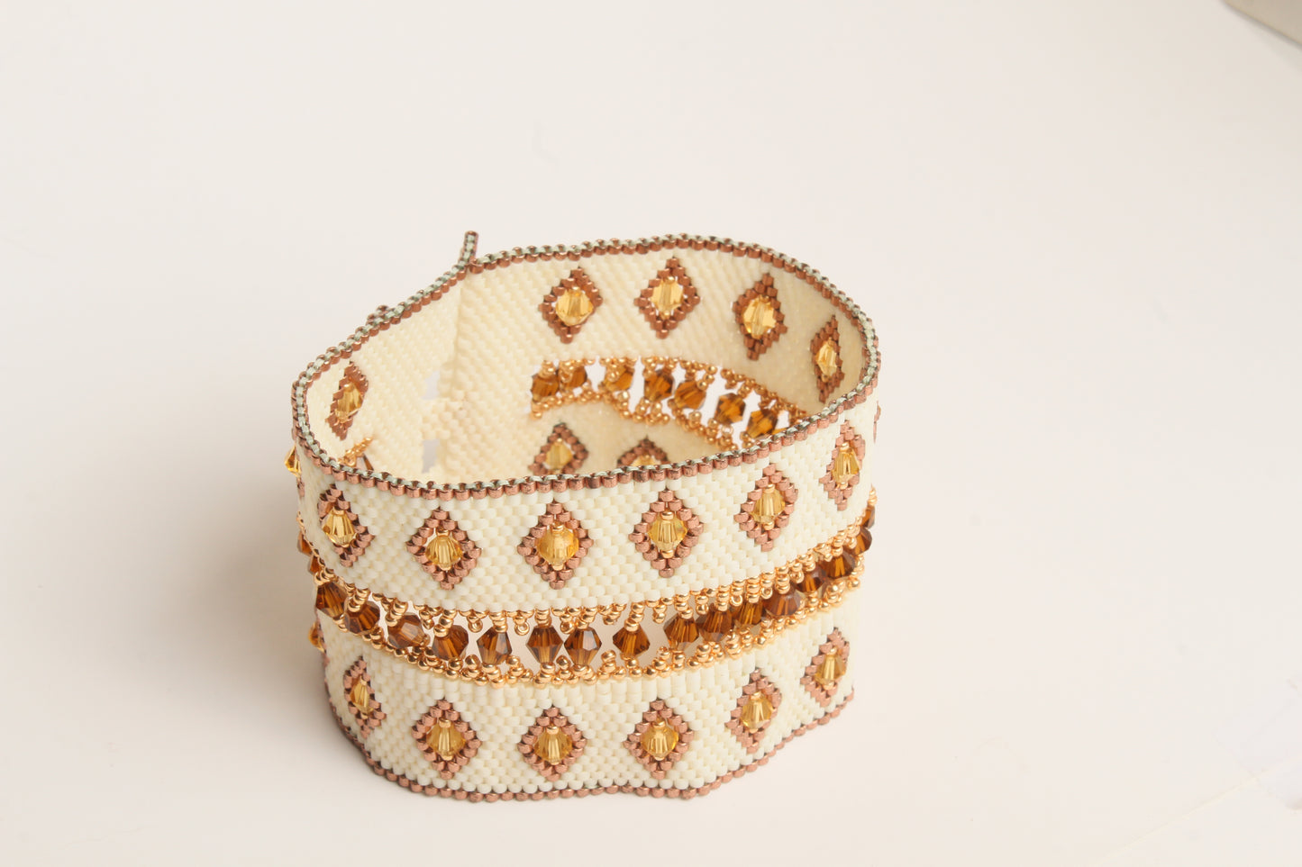 Brown white and amber bicones